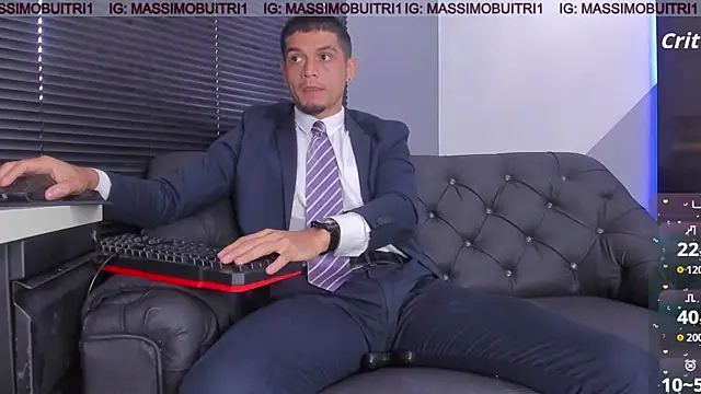 Snapshot of massimo_g chatting on February 17, 1:51 pm massimo g online show from February 17, 1:51 pm