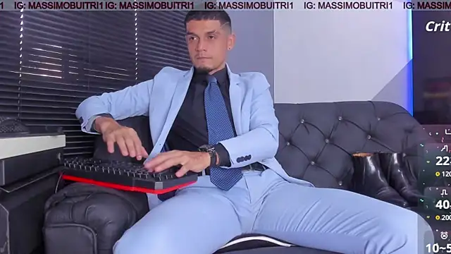Snapshot of massimo_g chatting on February 20, 10:10 pm massimo g online show from February 20, 10:10 pm