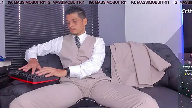 Snapshot of massimo_g chatting on March 11, 1:06 pm massimo g online show from March 11, 1:06 pm