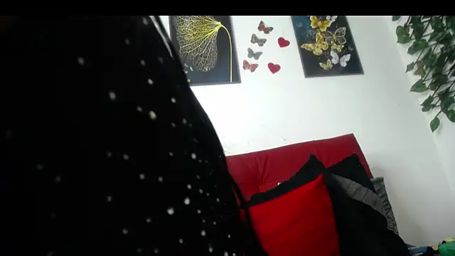 luzcastillo07 online show from February 10, 8:31 am