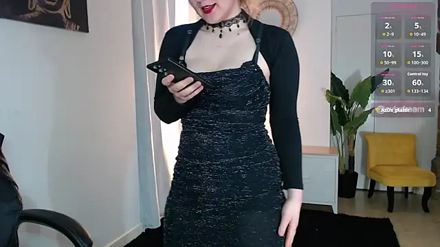 Crystal-dreamt online show from May 10, 9:14 am
