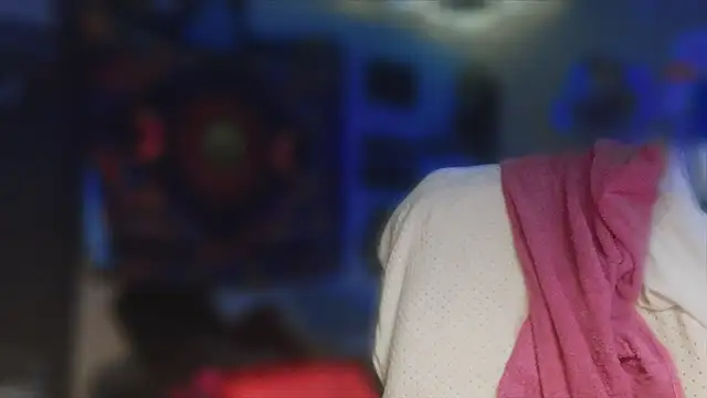 Snapshot of spunlikecottoncandy chatting on October 17, 8:50 am spunlikecottoncandy online show from October 17, 8:50 am