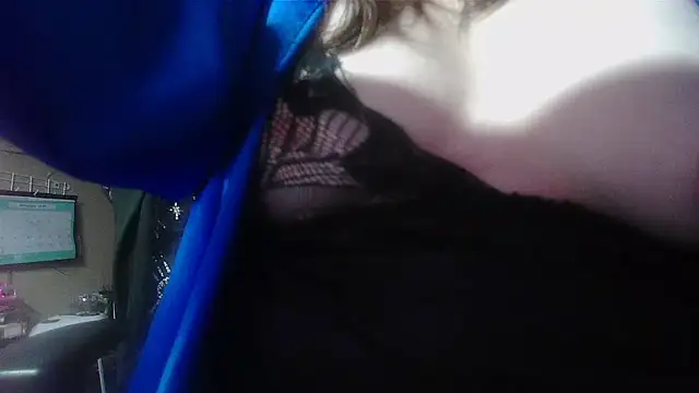 Snapshot of spunlikecottoncandy chatting on November 25, 8:20 pm spunlikecottoncandy online show from November 25, 8:20 pm