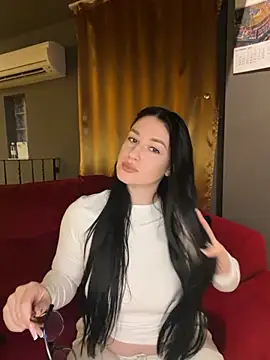 Snapshot of moniqque chatting on December 2, 5:46 am moniqque online show from December 2, 5:46 am