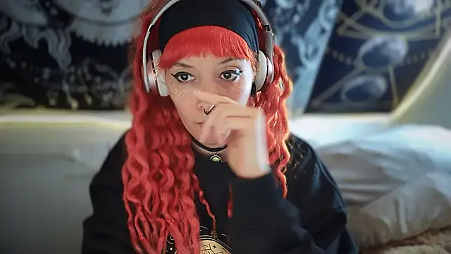 Snapshot of FRRANNKIE chatting on September 30, 7:08 pm FRRANNKIE online show from September 30, 7:08 pm