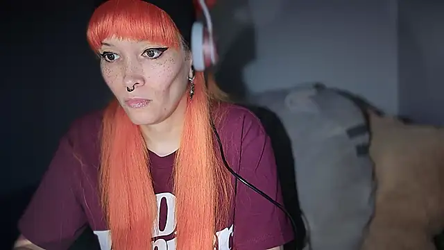 Snapshot of FRRANNKIE chatting on October 26, 9:53 pm FRRANNKIE online show from October 26, 9:53 pm