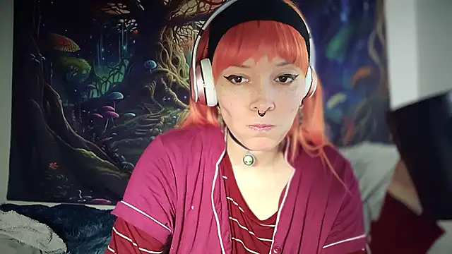 Snapshot of FRRANNKIE chatting on November 24, 1:38 am FRRANNKIE online show from November 24, 1:38 am