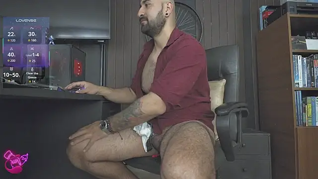 Snapshot of Leon_1234 chatting on December 2, 1:17 pm Leon 1234 online show from December 2, 1:17 pm