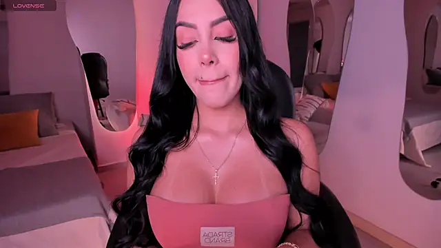 MileyCruz  online show from December 12, 4:04 am