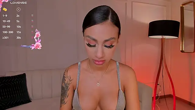 DannaCruz online show from February 7, 7:27 pm