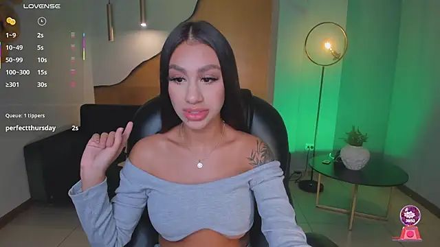 DannaCruz online show from February 8, 1:44 pm