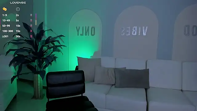 DannaCruz online show from March 12, 12:20 am