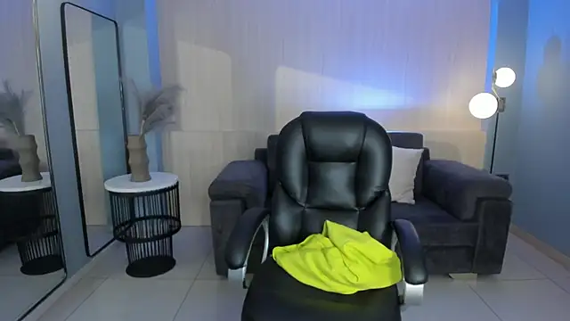 DannaCruz online show from January 12, 7:41 pm