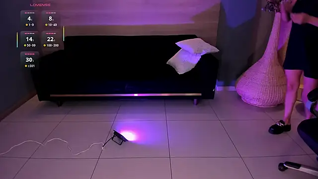 Snapshot of BiancaPierce chatting on February 20, 6:46 pm BiancaPierce online show from February 20, 6:46 pm