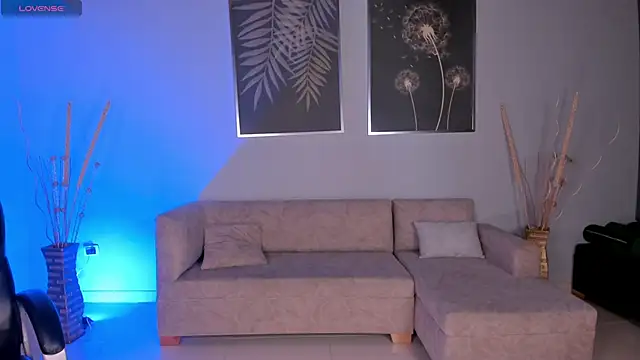 Snapshot of BiancaPierce chatting on November 14, 12:04 pm BiancaPierce online show from November 14, 12:04 pm