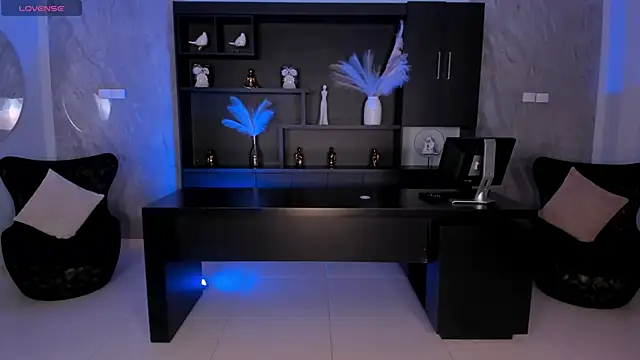 BiancaPierce online show from December 17, 11:49 am