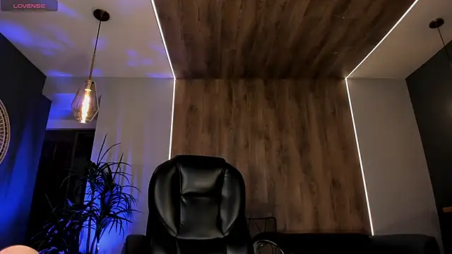 Snapshot of SophiePalmer chatting on October 23, 11:20 am SophiePalmer online show from October 23, 11:20 am