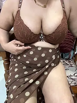 Sexybomb33 online show from November 12, 8:19 pm