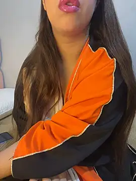 Mayacrayzi online show from January 31, 9:05 am