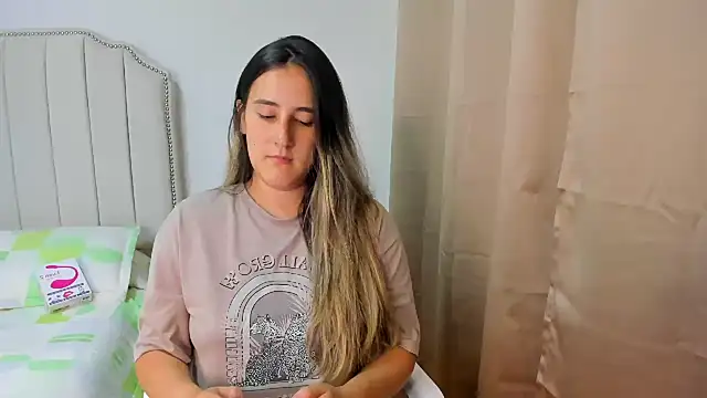 Snapshot of Hanna86 chatting on September 22, 11:29 pm Hanna86 online show from September 22, 11:29 pm