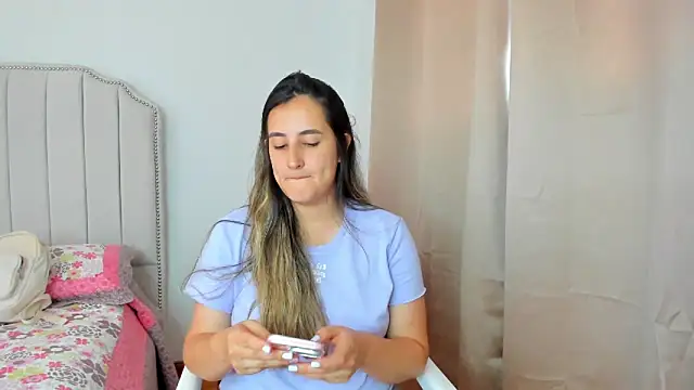 Snapshot of Hanna86 chatting on October 6, 7:00 pm Hanna86 online show from October 6, 7:00 pm