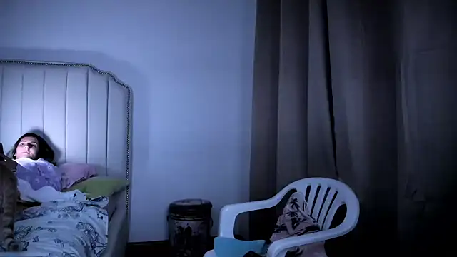 Snapshot of Hanna86 chatting on October 31, 3:51 am Hanna86 online show from October 31, 3:51 am