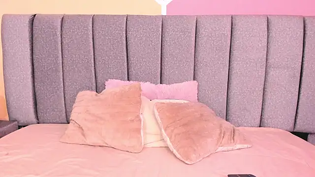 Snapshot of samantha_stan chatting on October 1, 1:28 pm samantha stan online show from October 1, 1:28 pm