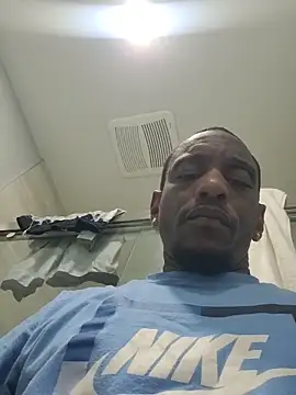 Annonymous607 online show from December 1, 7:41 pm