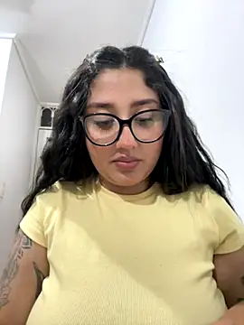 croftsmila online show from November 26, 11:28 pm