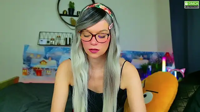 Snapshot of Kittychatte chatting on December 26, 8:28 am Kittychatte online show from December 26, 8:28 am