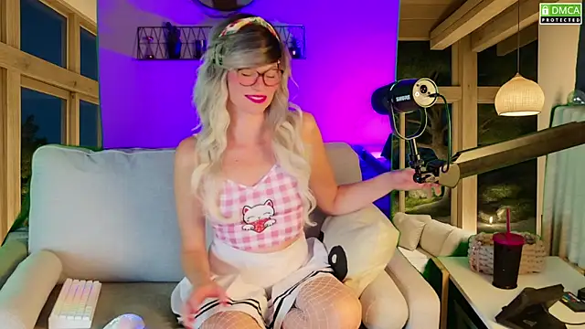 Snapshot of Kittychatte chatting on September 8, 7:46 pm Kittychatte online show from September 8, 7:46 pm