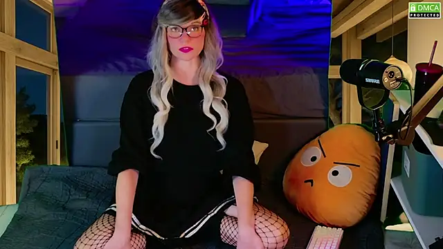 Snapshot of Kittychatte chatting on September 22, 7:49 pm Kittychatte online show from September 22, 7:49 pm