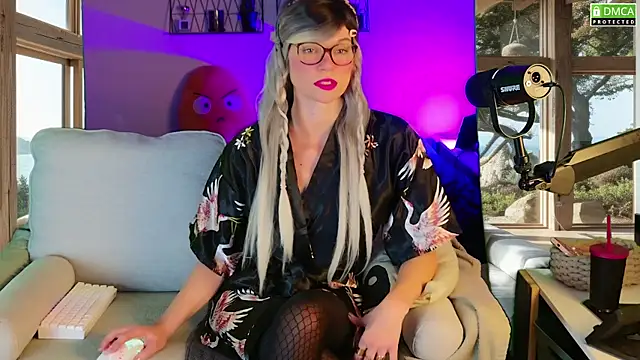 Snapshot of Kittychatte chatting on October 12, 9:41 am Kittychatte online show from October 12, 9:41 am