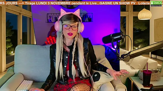 Snapshot of Kittychatte chatting on November 3, 9:05 pm Kittychatte online show from November 3, 9:05 pm