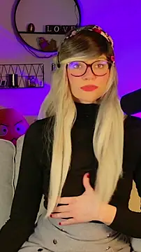 Kittychatte online show from March 24, 2:11 pm