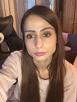 LaPetitechienne1 online show from January 27, 2:24 pm