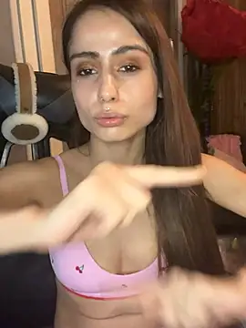 LaPetitechienne1 online show from February 8, 7:16 pm