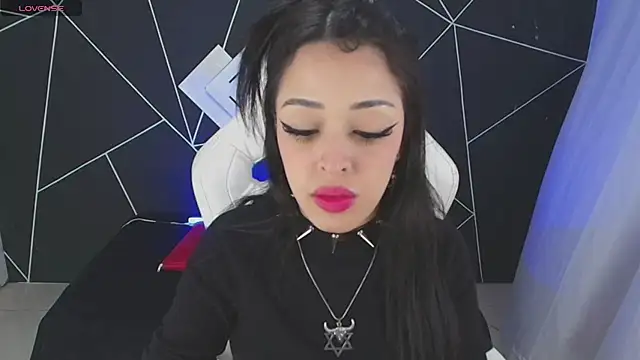 Snapshot of farichell chatting on October 30, 8:53 pm farichell online show from October 30, 8:53 pm