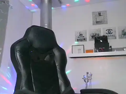 Snapshot of arabictsmariam chatting on October 26, 6:19 am arabictsmariam online show from October 26, 6:19 am