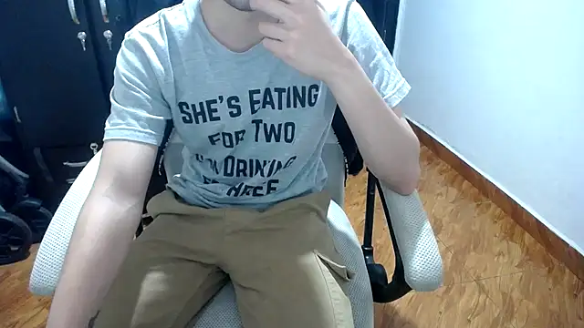 Snapshot of SexAegons chatting on February 15, 7:06 am SexAegons online show from February 15, 7:06 am