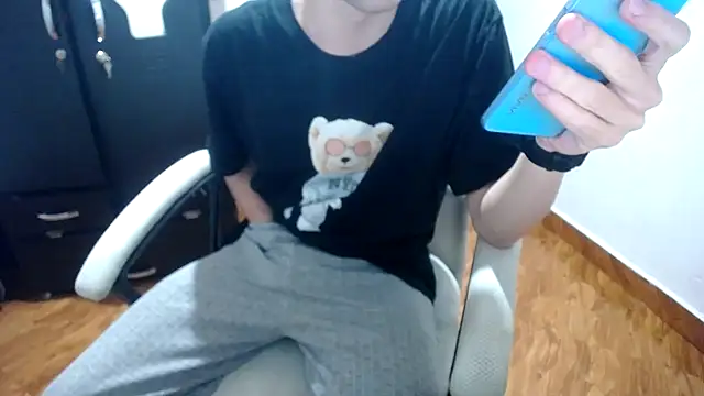 Snapshot of SexAegons chatting on February 21, 2:28 am SexAegons online show from February 21, 2:28 am