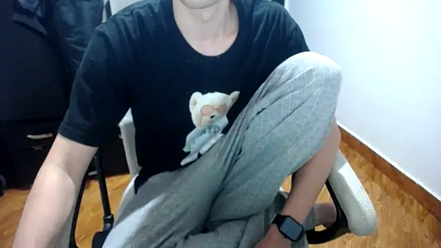 Snapshot of SexAegons chatting on February 21, 8:40 am SexAegons online show from February 21, 8:40 am