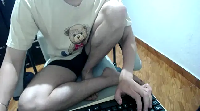 Snapshot of SexAegons chatting on February 28, 6:32 am SexAegons online show from February 28, 6:32 am