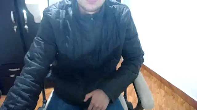 Snapshot of SexAegons chatting on March 12, 8:19 am SexAegons online show from March 12, 8:19 am