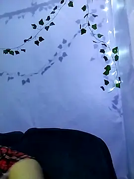 Snapshot of Umaru_uwu chatting on March 6, 6:16 pm Umaru uwu online show from March 6, 6:16 pm