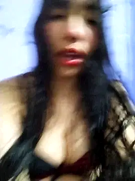 Snapshot of Umaru_uwu chatting on March 7, 8:13 am Umaru uwu online show from March 7, 8:13 am