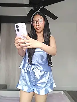 Umaru uwu online show from June 1, 8:21 pm