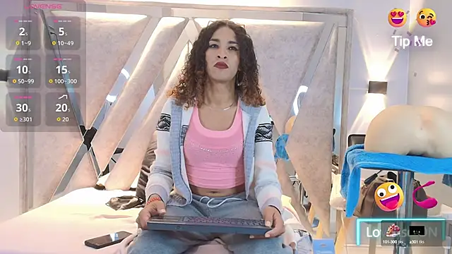 Snapshot of StefanyMiler chatting on October 14, 7:58 pm StefanyMiler online show from October 14, 7:58 pm