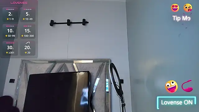 Snapshot of StefanyMiler chatting on October 15, 7:25 pm StefanyMiler online show from October 15, 7:25 pm