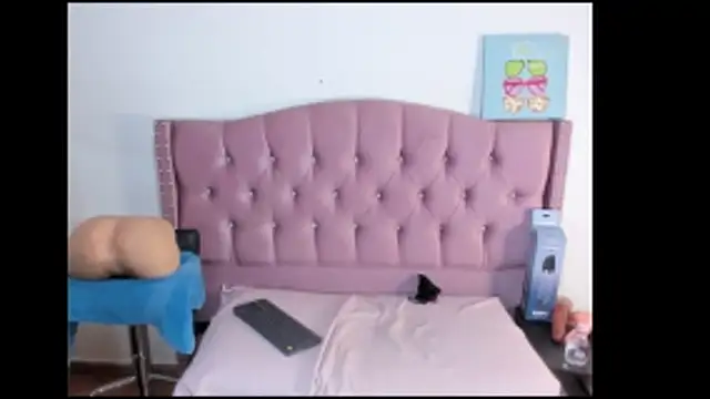 Snapshot of StefanyMiler chatting on November 12, 5:35 pm StefanyMiler online show from November 12, 5:35 pm